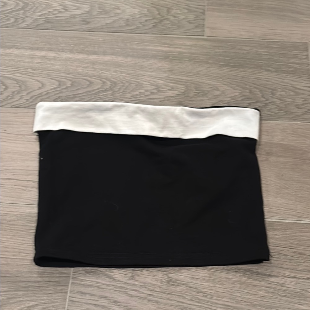 Edikted Black and White Crop Top